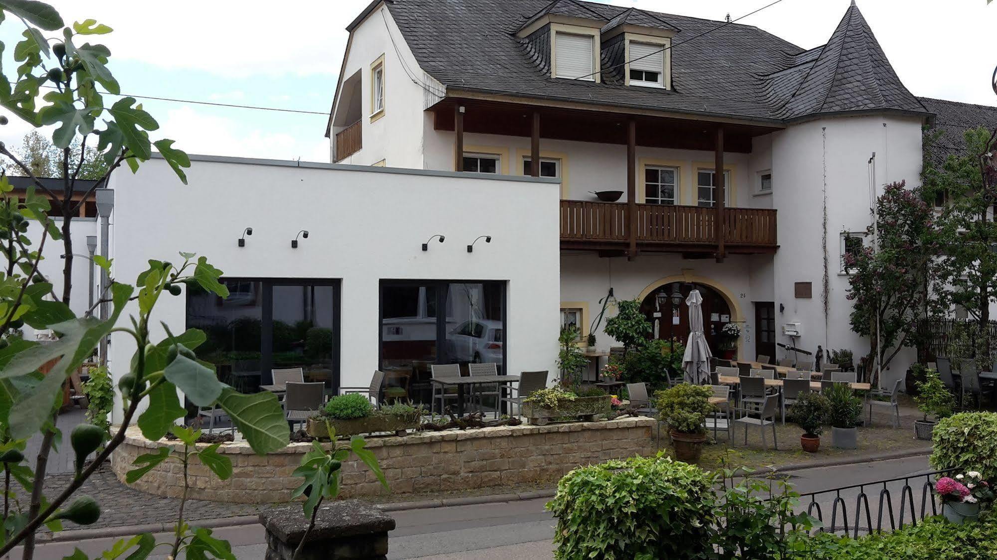 Johannishof Wein-Cafe & Gaestehaus Langsur Екстер'єр фото