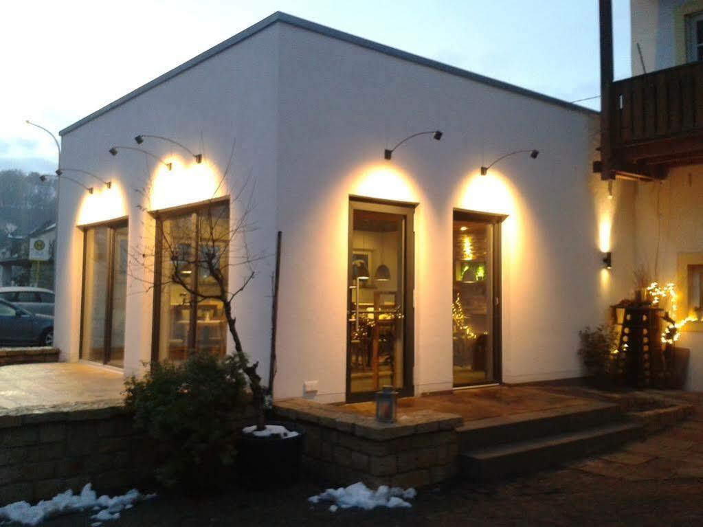 Johannishof Wein-Cafe & Gaestehaus Langsur Екстер'єр фото